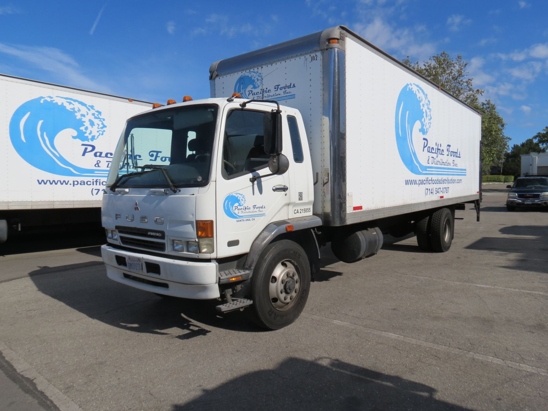 2007 Mitsubishi Fuso 28' FM-260 Box Truck W/Lift Gate, Manual Transmission, #102, VIN: - Image 3 of 10