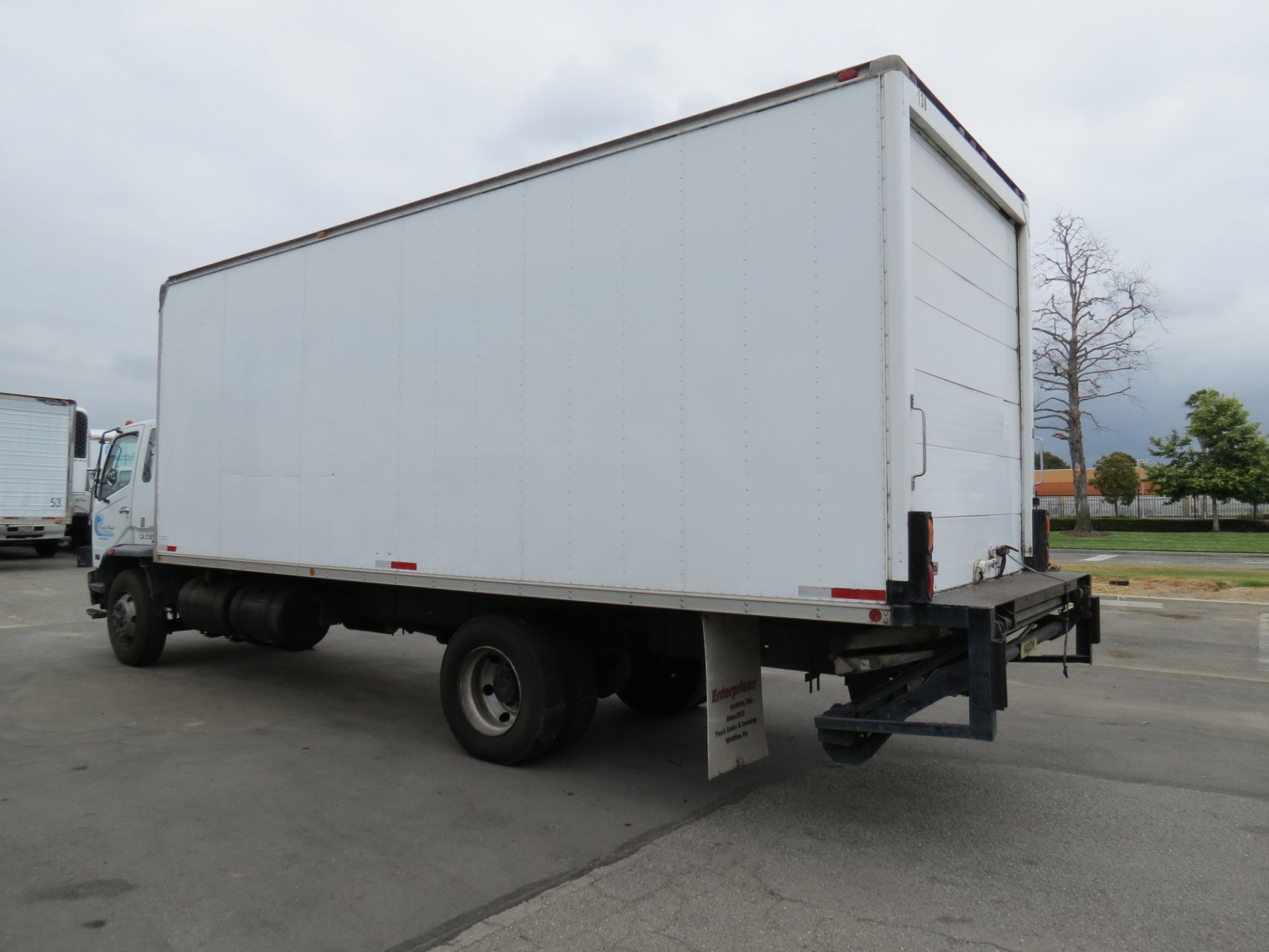 2007 Mitsubishi Fuso 24' FM-260 Box Truck W/Lift Gate, Automatic Transmission, #138, VIN: - Bild 4 aus 11