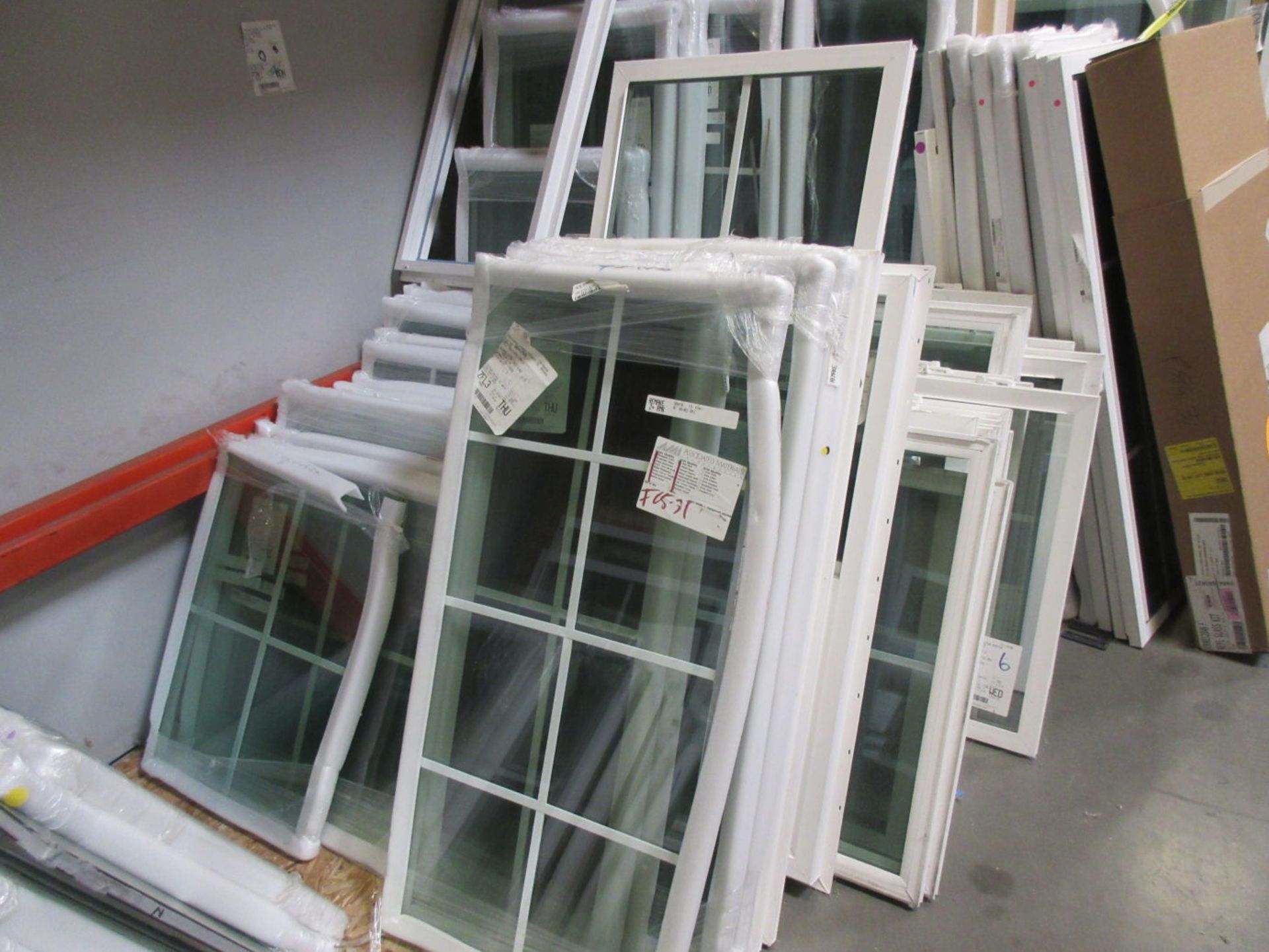 LOT - ALPINE DOORS AND WINDOWS. NEW, USED AND REMAKES.AUCTIONEER'S NOTE: PLEASE SEE INVENTORY - Image 3 of 17