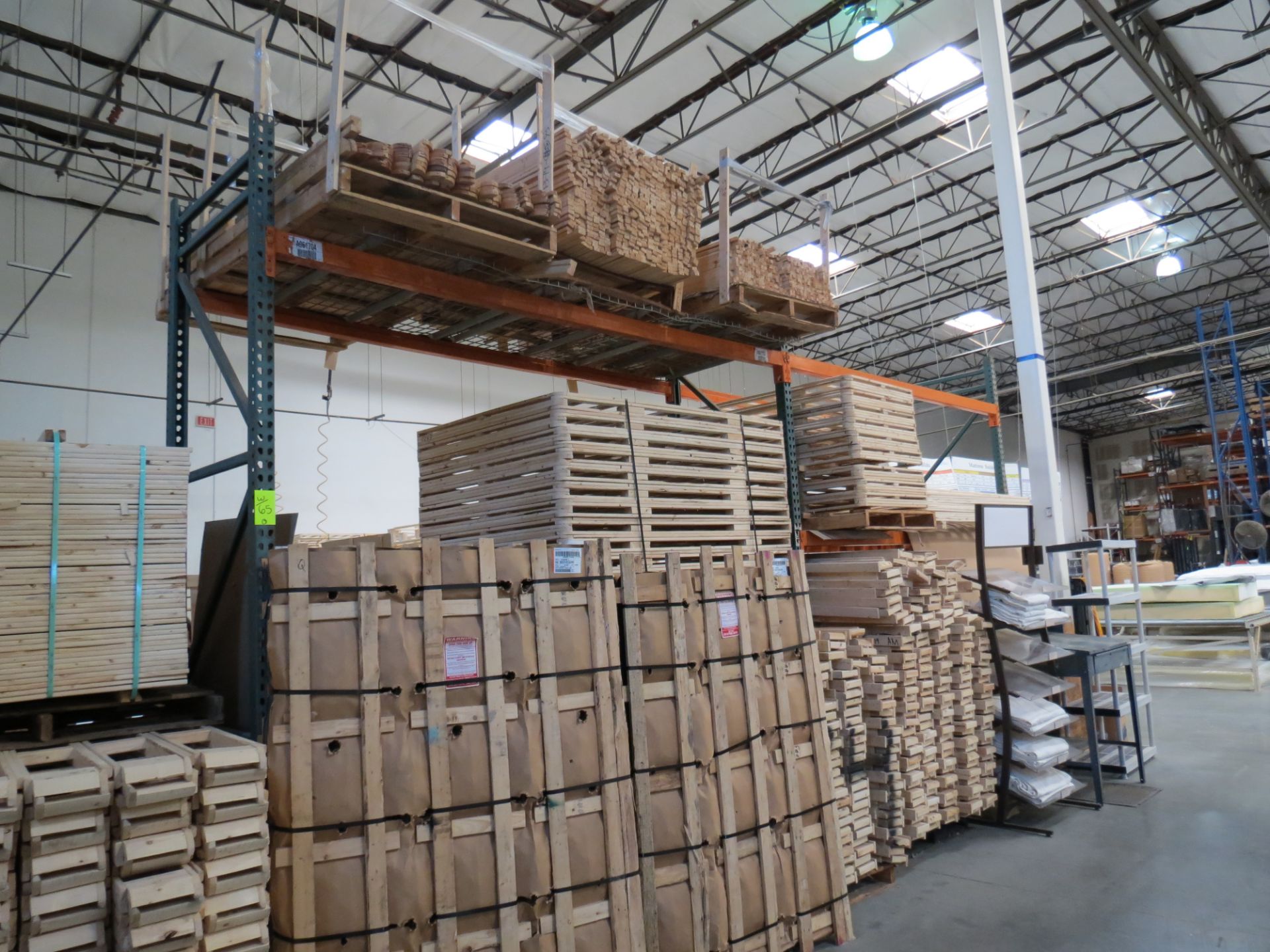 Sections of Pallet Racking Orange / Green - Image 3 of 4