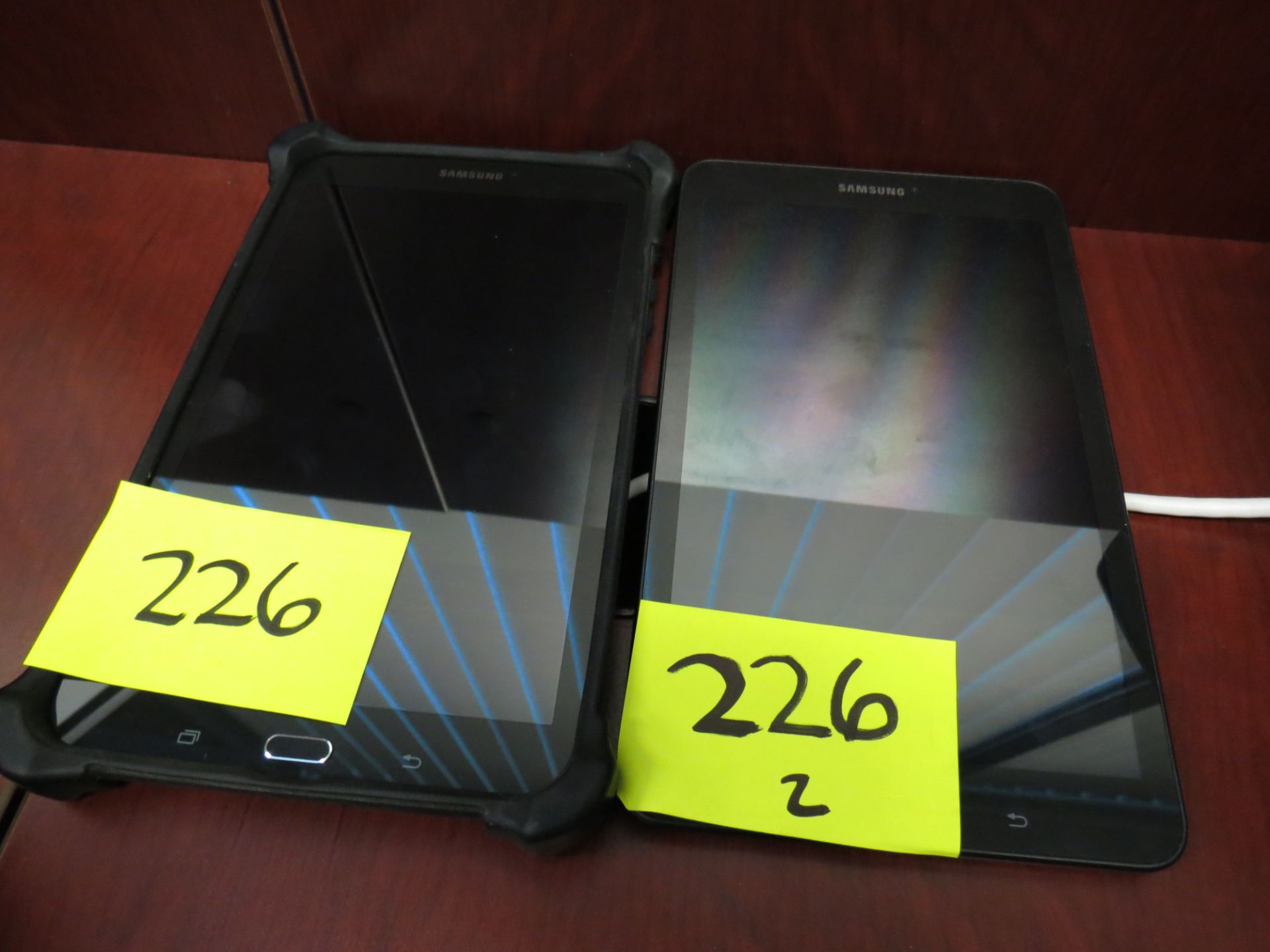 Samsung SM7377P Tablet