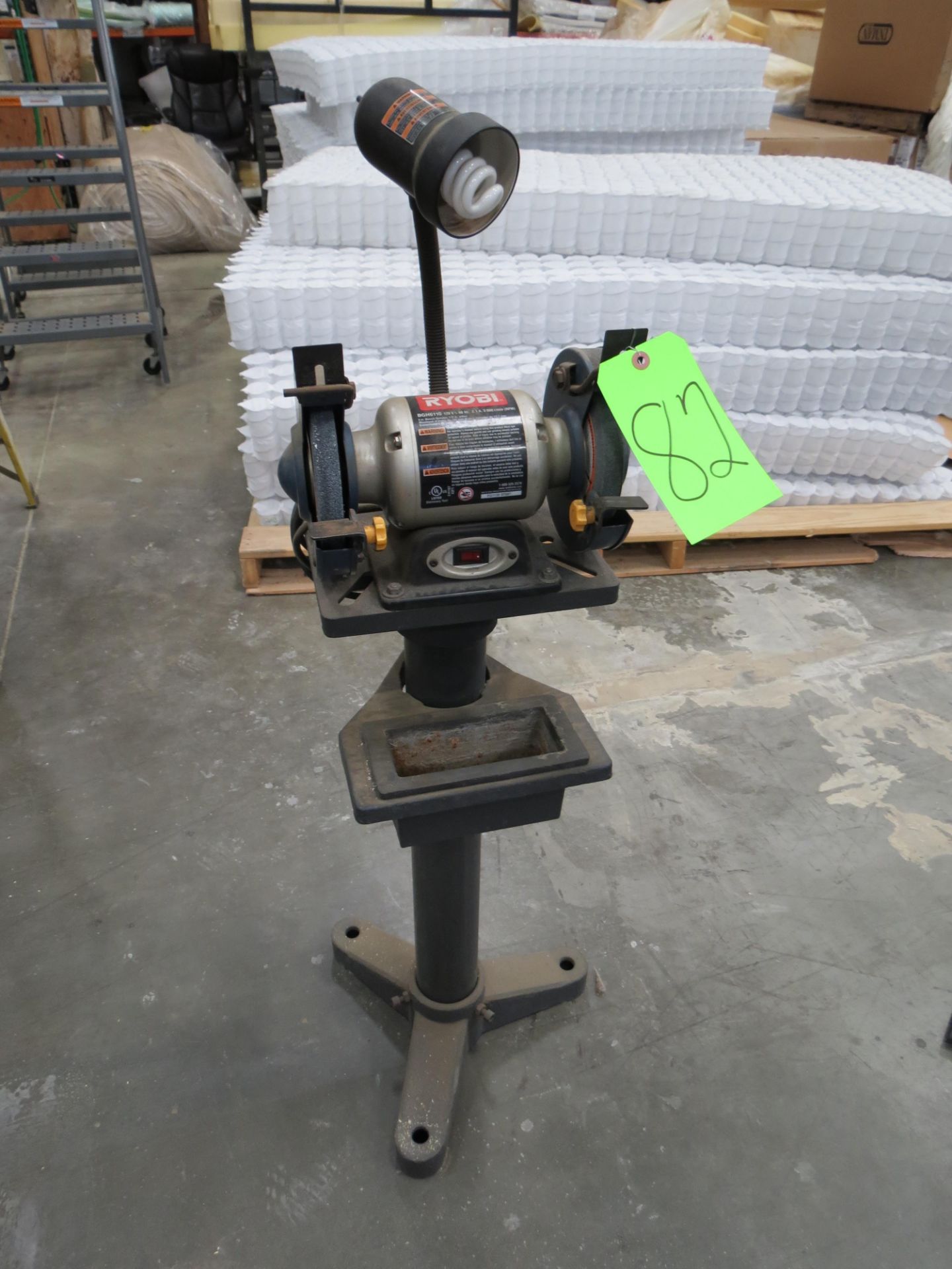 Ryobi BGH6110 Double End Pedestal Grinder