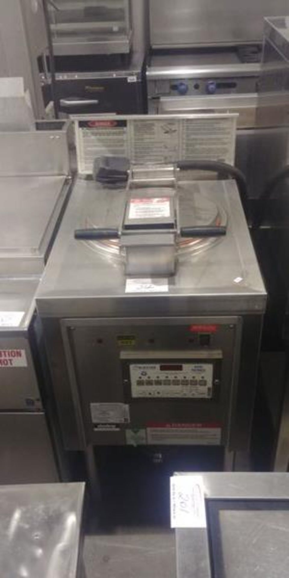 Winston 800 Series Pressure Fryer