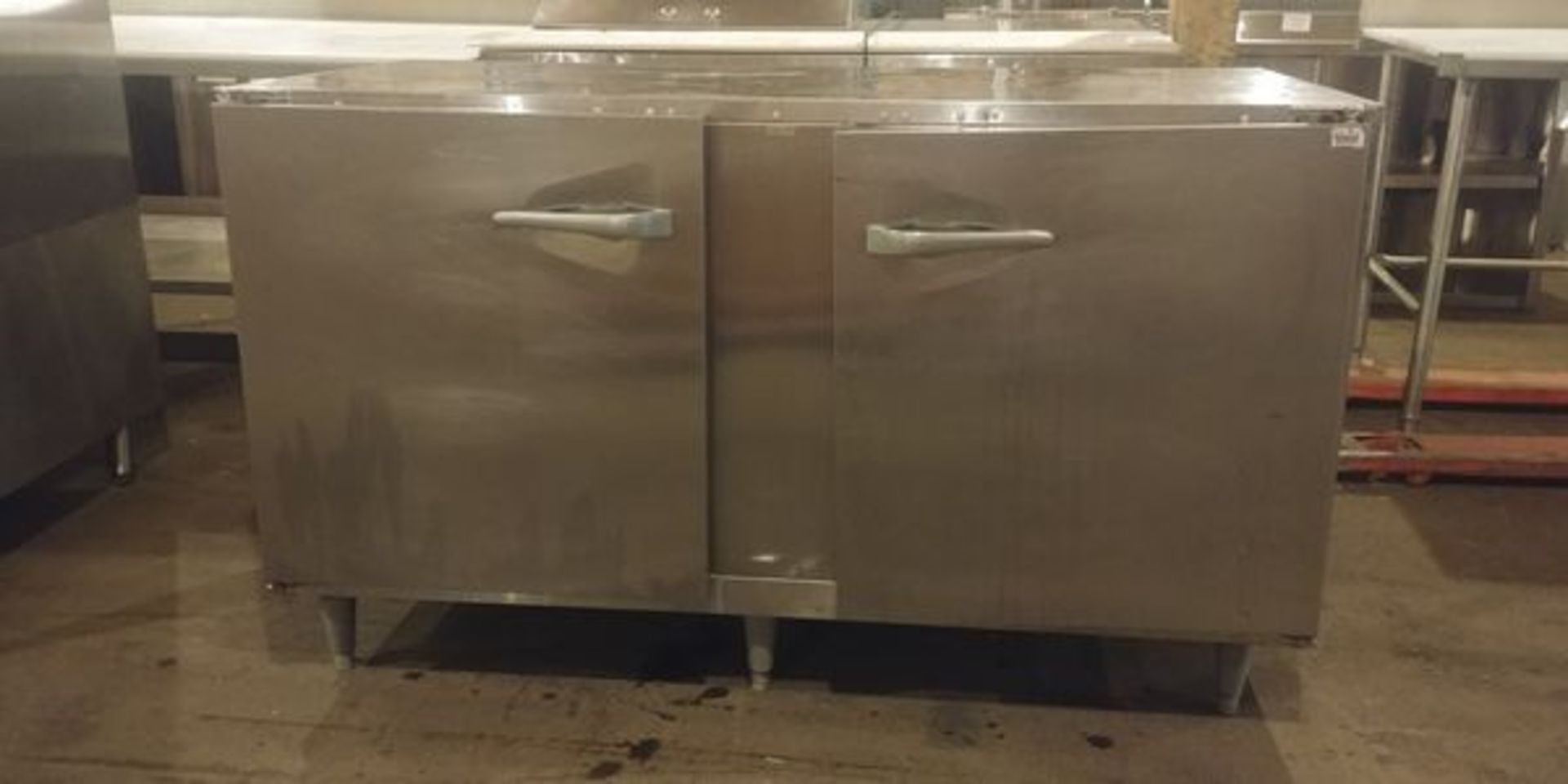 Traulson 5ft Undercounter Cooler