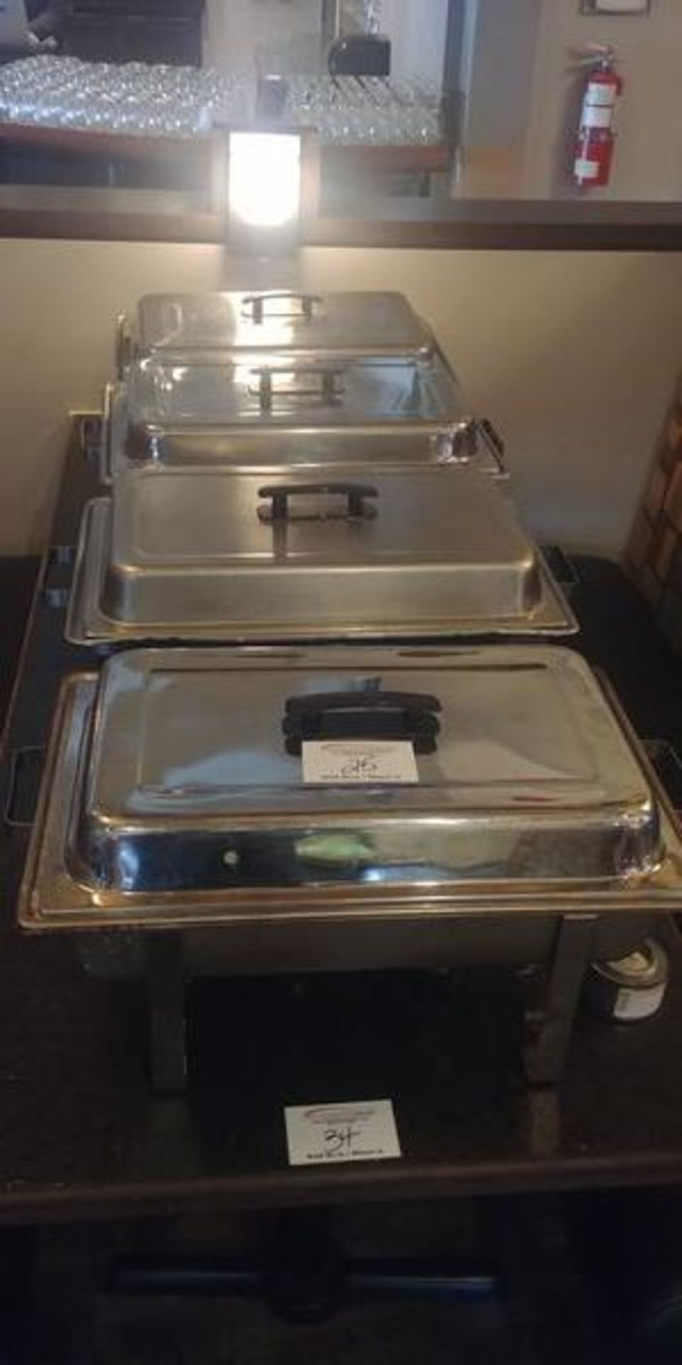 4 Chafing Dishes