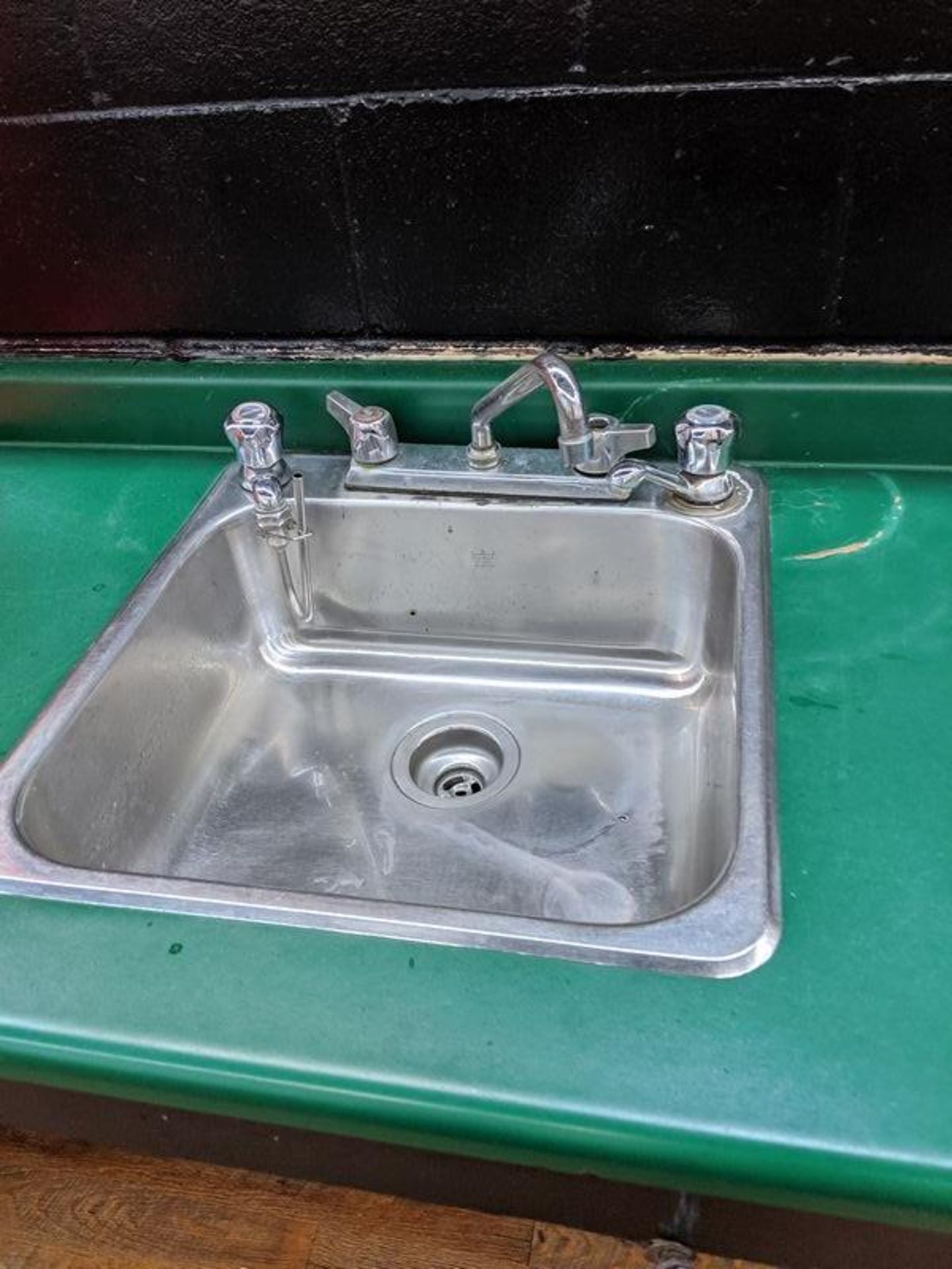 6 Stainless Steel Hand Sinks - Image 4 of 6