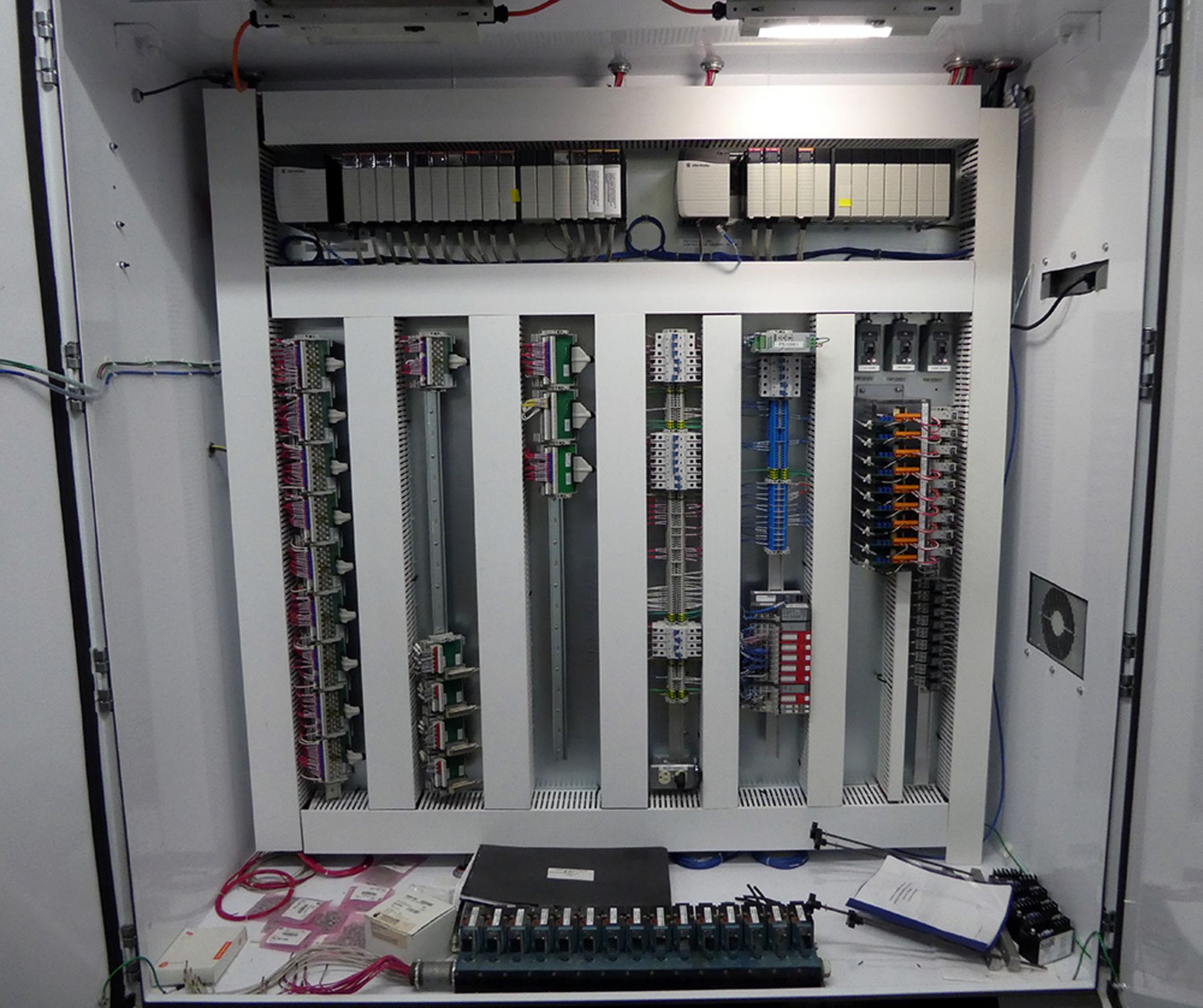 Foremost model LWB-9 9-component loss and weigh blender - Image 6 of 7