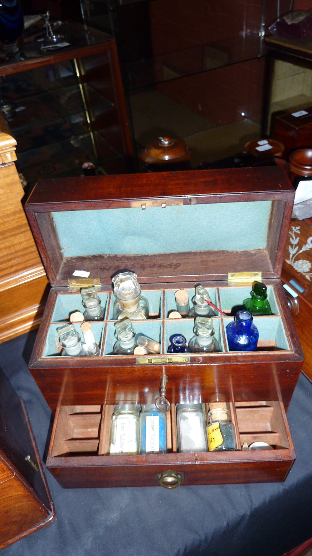 An early 19th century mahogany travelling medicine/apothecary cabinet, - Image 2 of 8