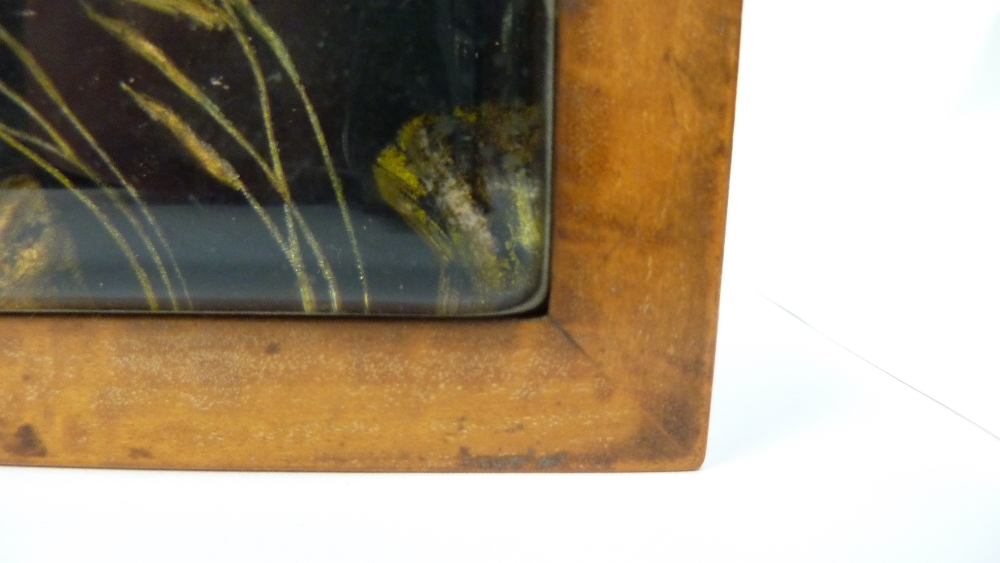 DUNHILL; a rare Aquarium lighter and matching cigarette box, the perspex lighter decorated with - Image 13 of 22