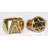 A yellow metal gentleman's signet ring, the oval platform applied with Star of David, size M, and