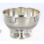 WALKER & HALL; a small George VI hallmarked silver circular bowl with chevron detail beneath rim, on