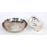 LEVI & SALAMAN; an Edward VII hallmarked silver pierced navette shaped bonbon dish, length 13.5cm,