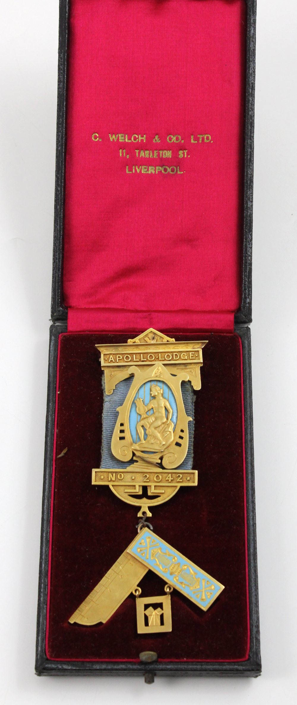 An 18ct gold Apollo Lodge Masonic jewel, - Image 2 of 3