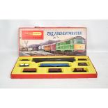 TRI-ANG HORNBY; a boxed HO-OO RS51 'Freightmaster' electric train set.Additional InformationBox