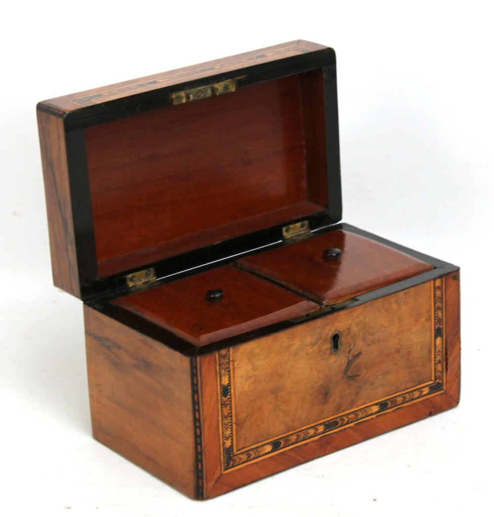 A Victorian walnut and inlaid two division tea caddy, width 20.5cm.Additional InformationHinges - Image 2 of 2