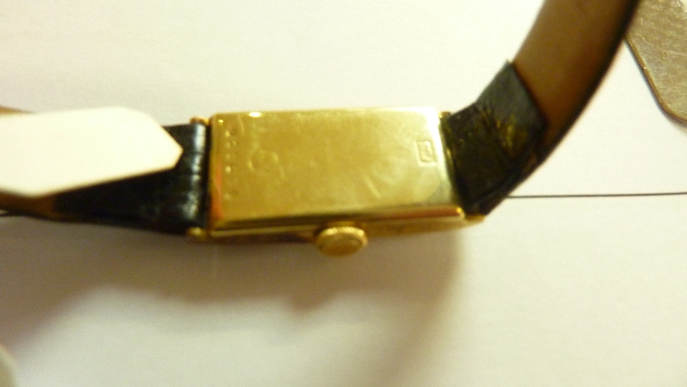 INTERNATIONAL WATCH CO; a lady's 18ct yellow gold Art Deco design wristwatch with rectangular case - Image 2 of 4
