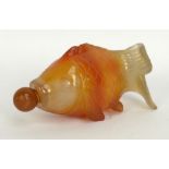 A Chinese polished agate snuff modelled as a fish, length 8cm.