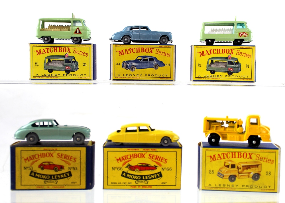 A collection of Matchbox Series diecast models to include numbers 21 (2), 28, 44, 66 and 53,