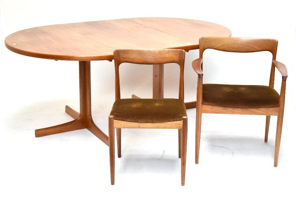 A 1960s teak dining room suite, comprising extending table with additional leaf, height 72cm, length