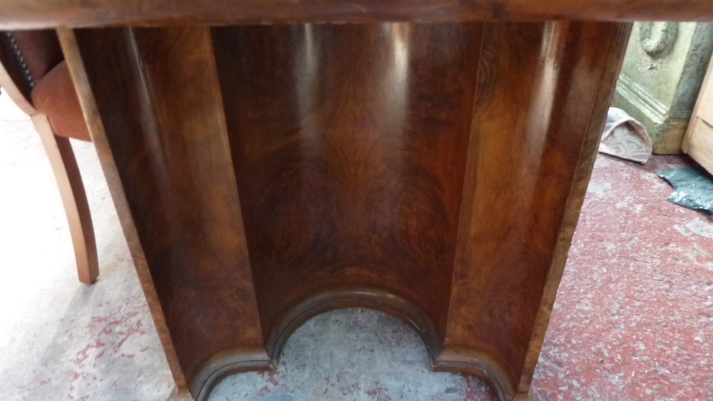 An Art Deco burr walnut veneered dining suite comprising shaped rectangular table, raised on - Bild 6 aus 6