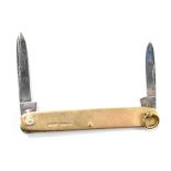 A 9ct gold mounted pen knife.