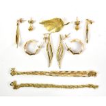 A small mixed group of 9ct and yellow metal jewellery including necklace, leaf brooch and two