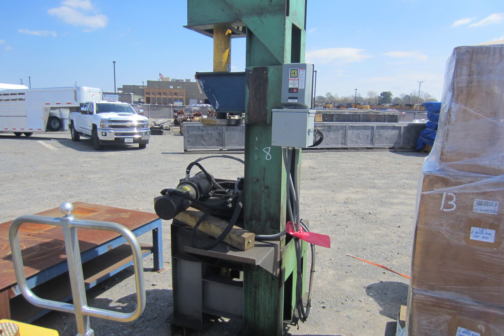 HYDRAULIC HEAVY DUTY PRESS