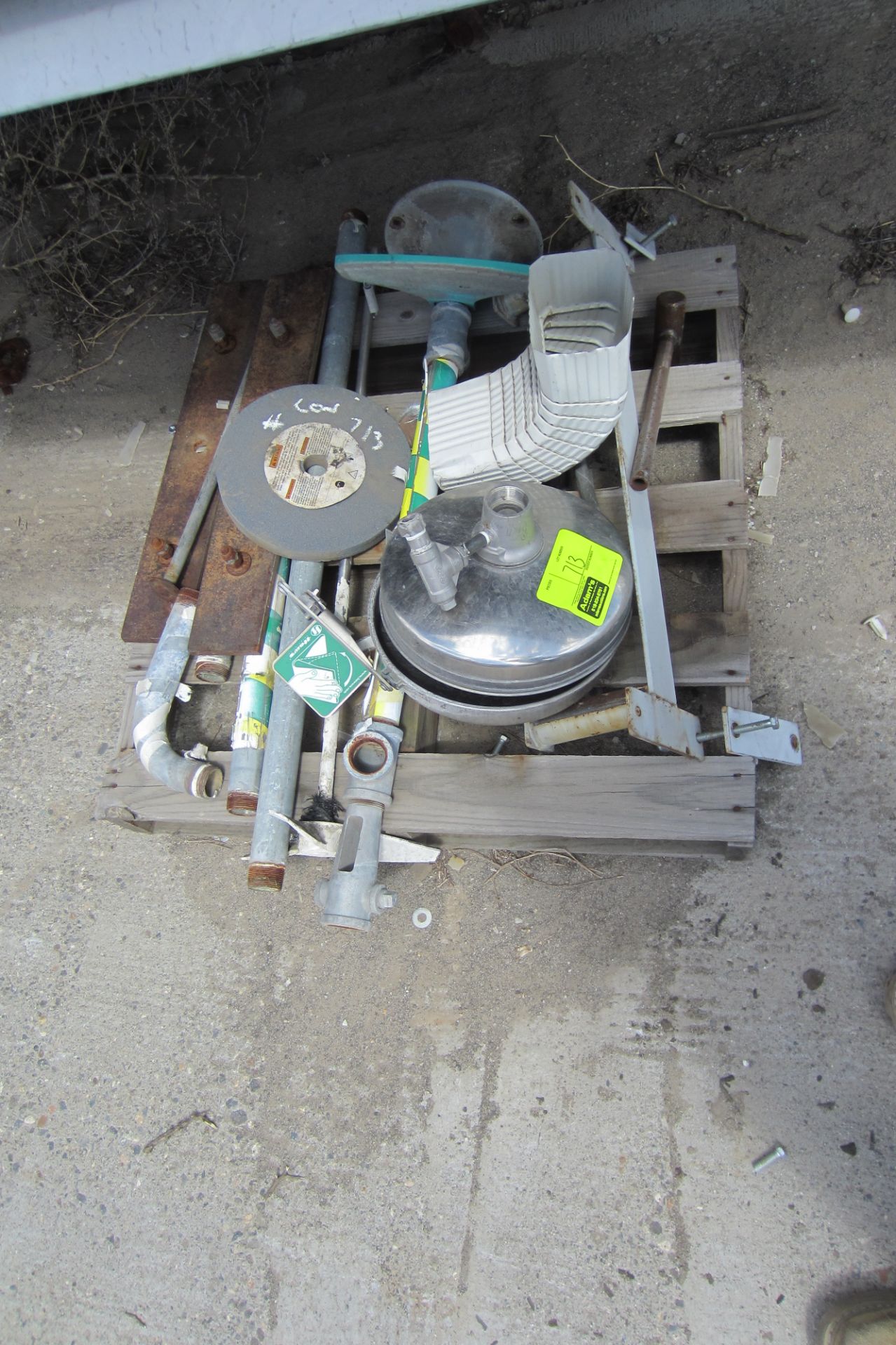 GRINDER WHEEL, HIGH WASH STATION