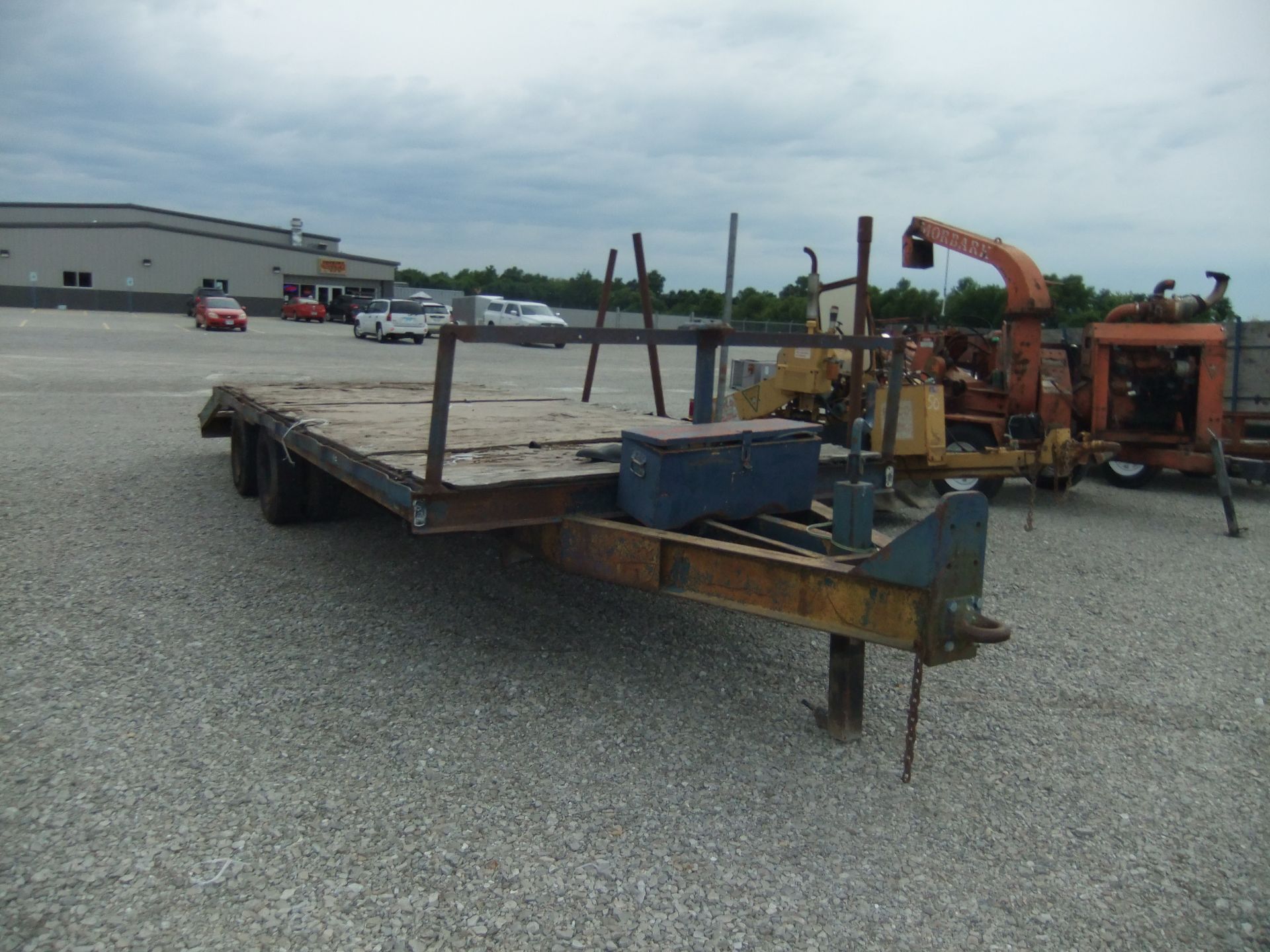 8'x20' Dove Tail Trailer, Pintle Hitch, Blue
