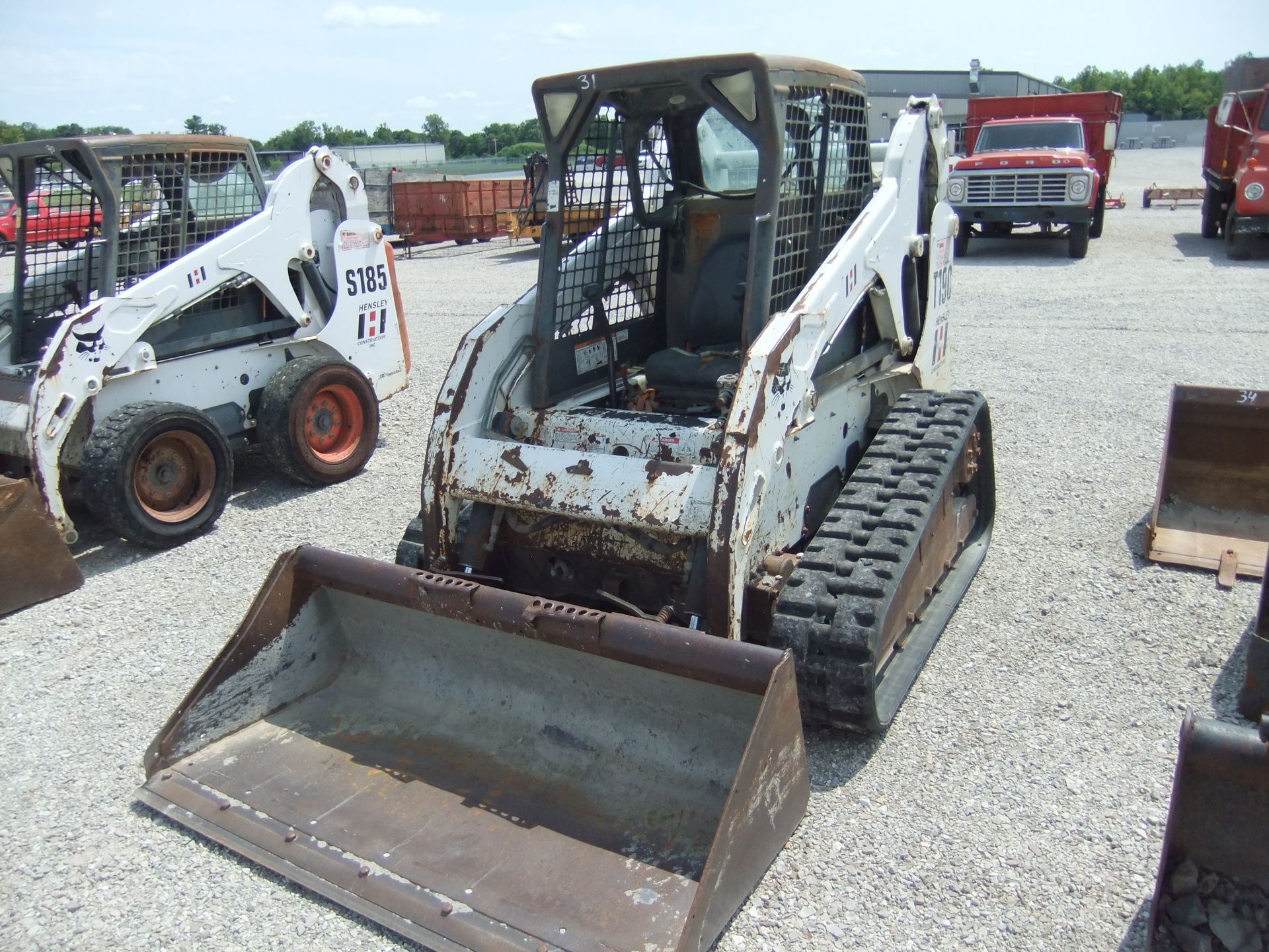 2007 Bobcat T190 Skid Steer Track Loader with Bucket, 2000 Hrs