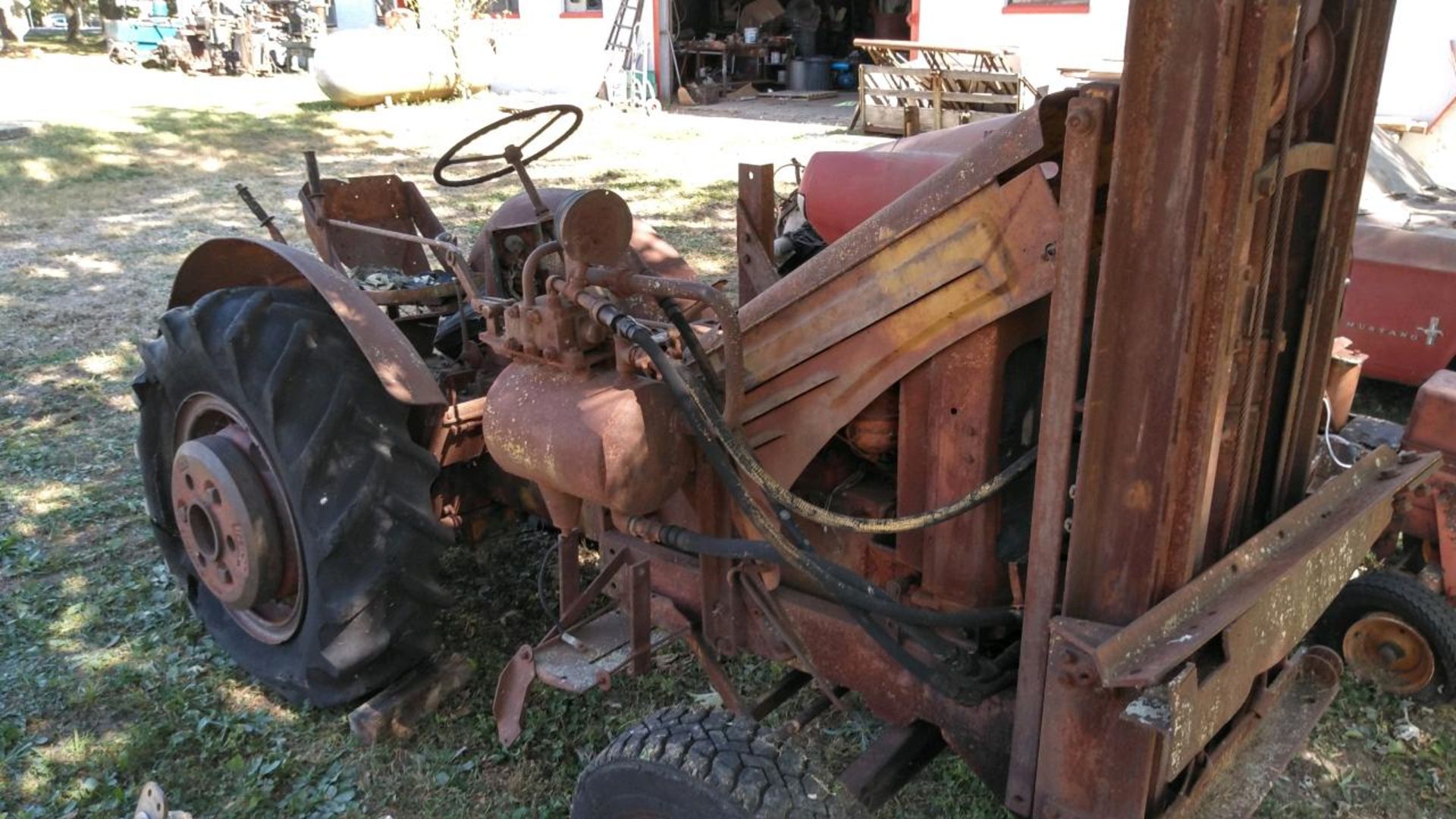 MINNEAPOLIS MOLINE TRACTOR, MODEL RT1, SER#413679 - Image 2 of 2