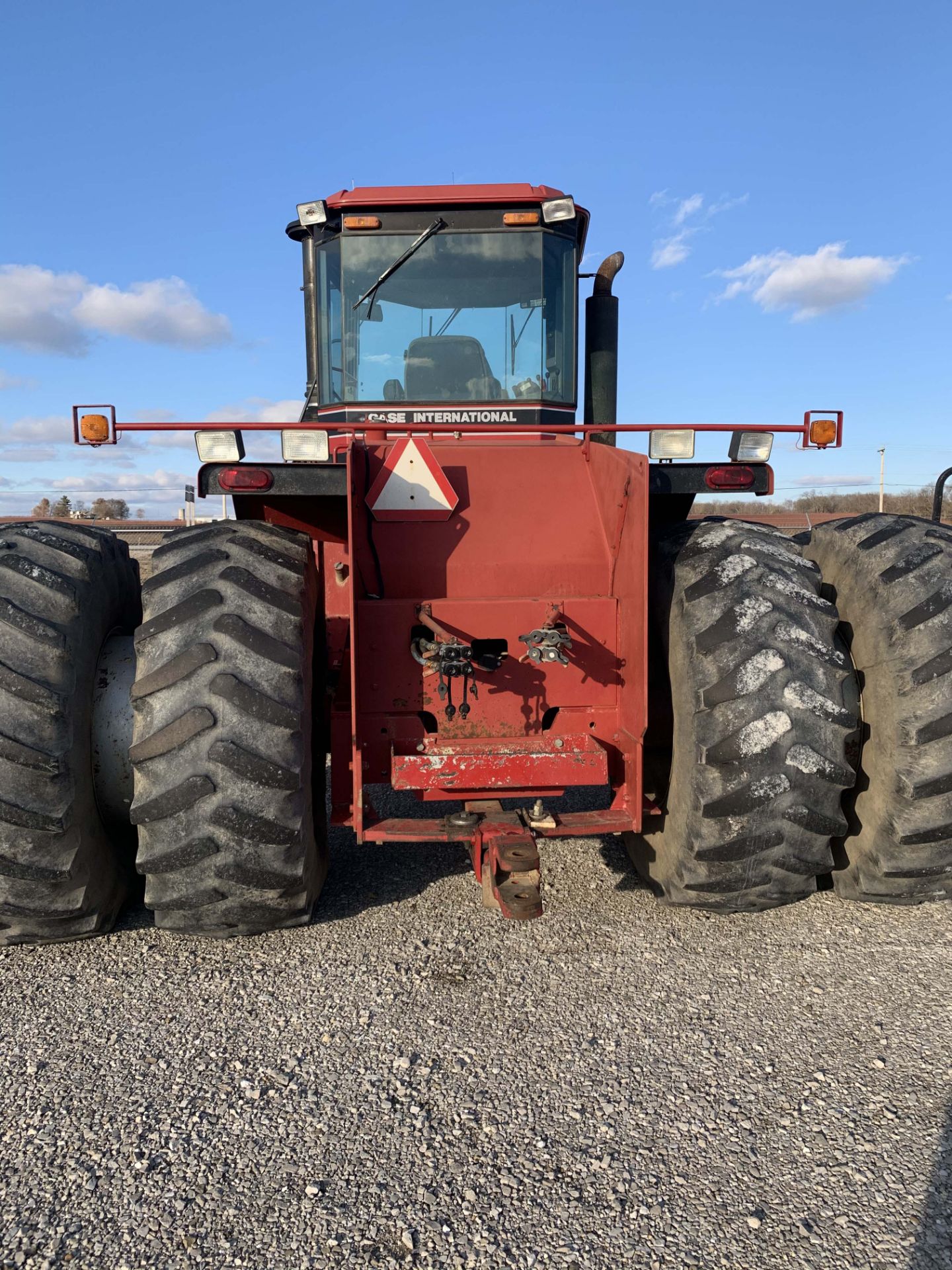 9180 CASE INTERNATIONAL TRACTOR, 6200 HRS, NEW BATTERY, NEW AIR CONDITIONER. - Image 4 of 5