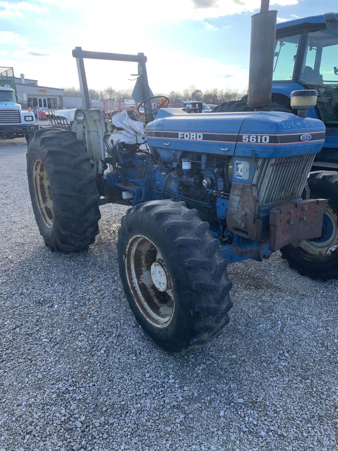 1986 5610 FORD TRACTOR, 4WD, SER#C763656 - Image 3 of 4