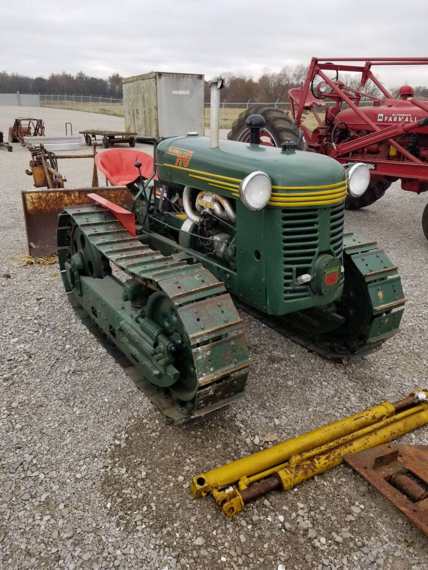 1951 HG42 OLIVER CRAWLER, SER#57GA184 - Image 2 of 3