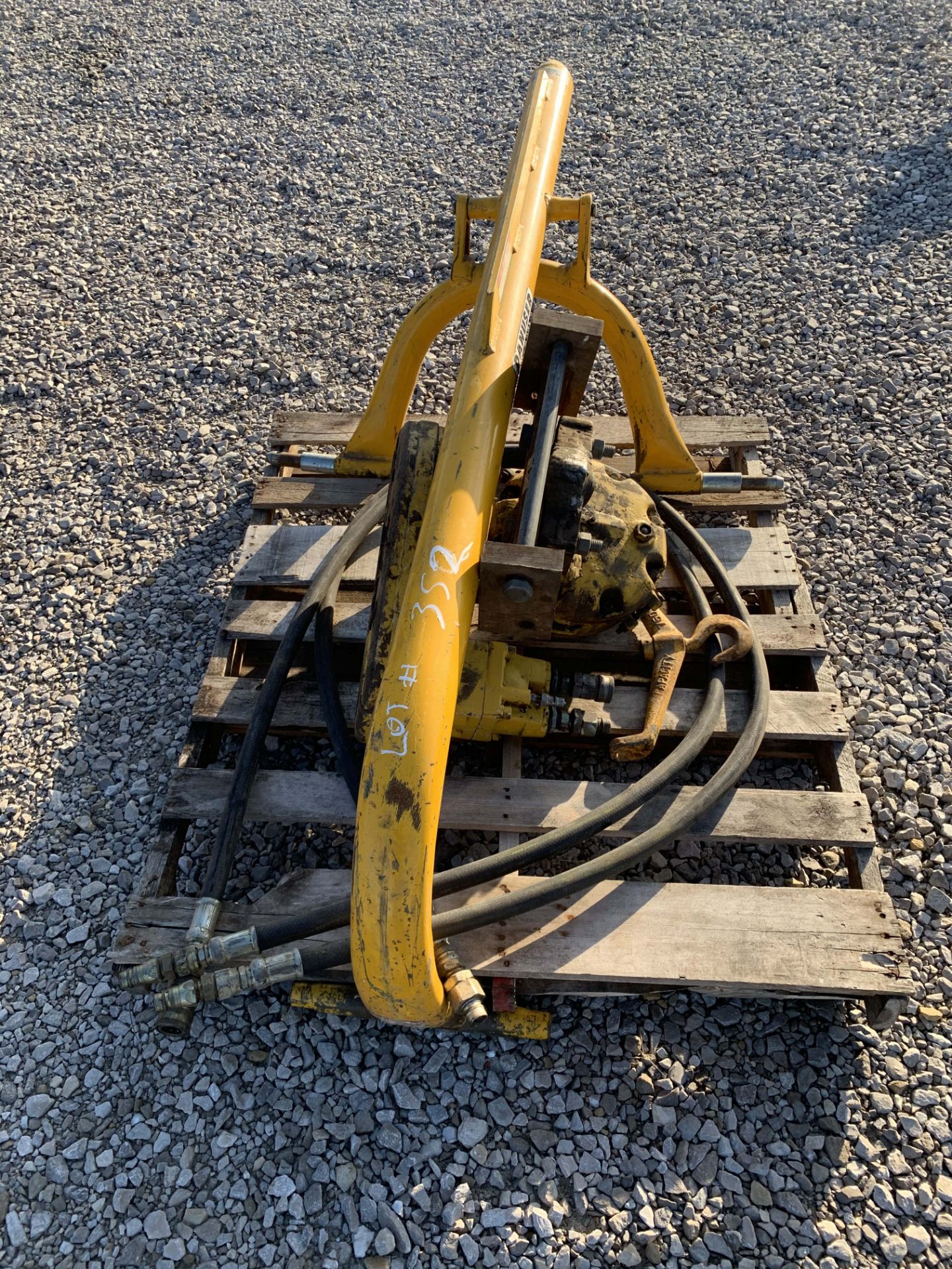 DANUSER HDYRAULIC AUGER HEAD WITH 3PT HITCH BOOM