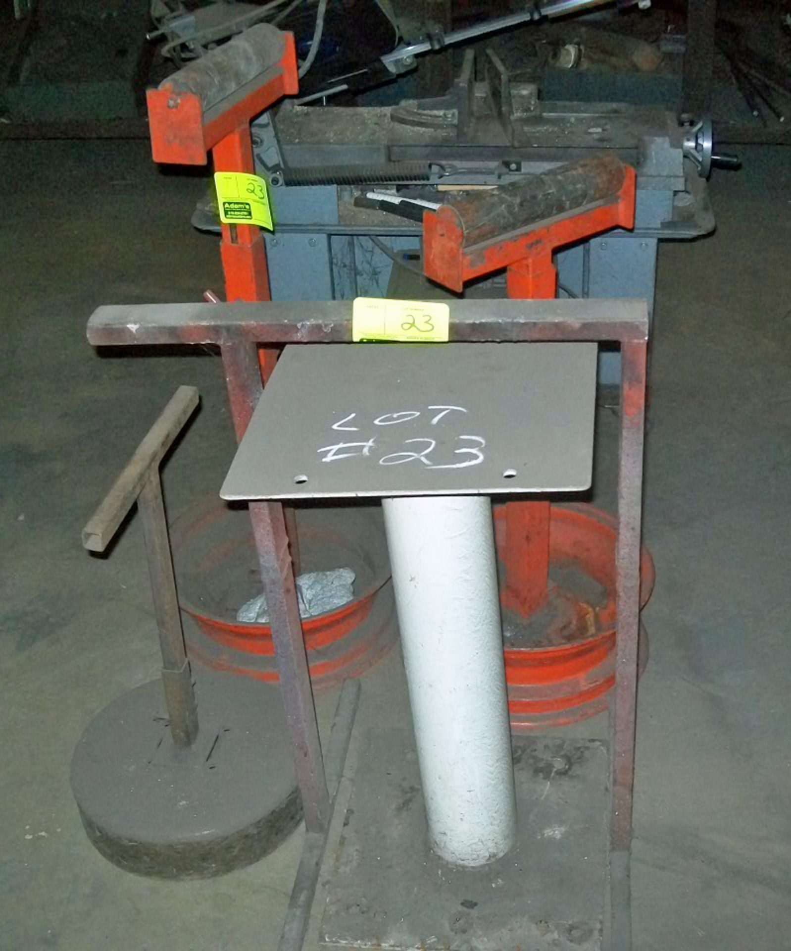 (5) MATERIAL STANDS