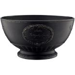 Schale "Wellington"Wohl Wedgwood, 19. Jh. Schwarze Basaltware mit applizierten Medaillons zu den