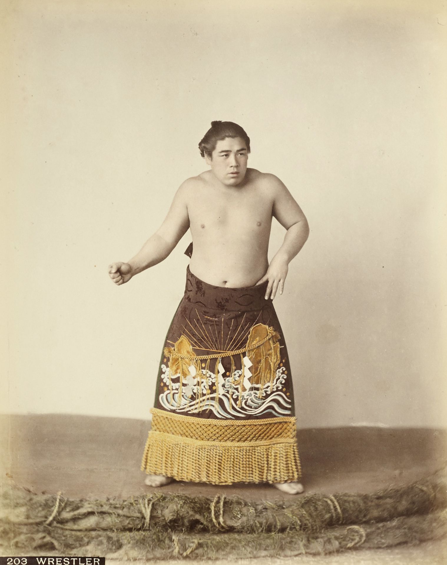 Feines FotoalbumJapan um 1889/90. Der Deckel in Lackarbeit mit Einlagen in Bein, Lederrücken. In - Bild 3 aus 14