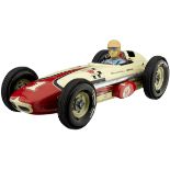 Vintage Indianapolis Speed RacerYonezawa Japan, um 1960. Blechrennauto. Originale Fahrerfigur.