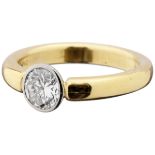 Diamant-RingGelbgold/Weissgold 750. 1 Brillant, ca. 0.85 ct. Ringgrösse 54. 7.1 g.- - -20.00 %