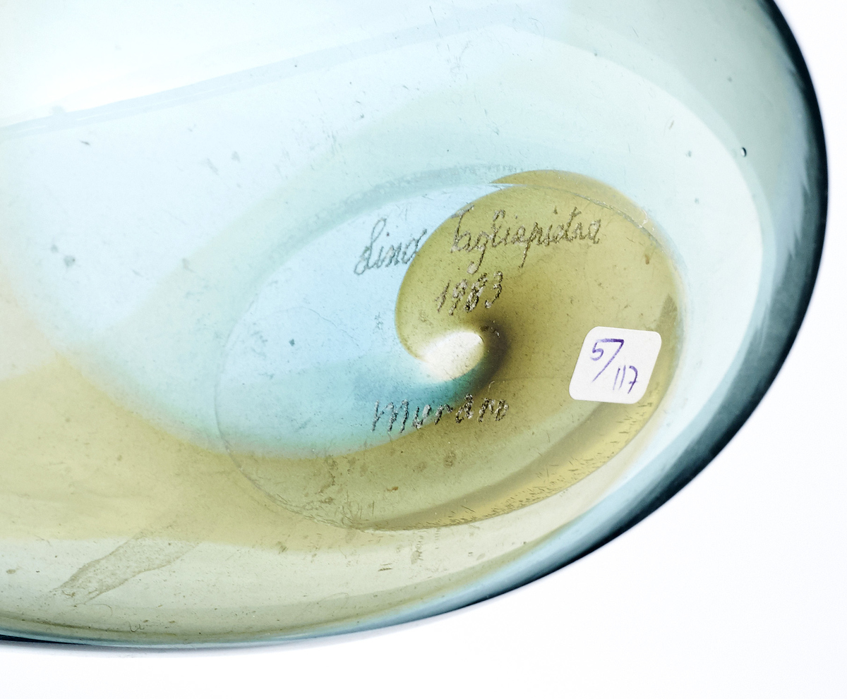 Vase "Lino Tagliapietra"Murano 1983. Farbloses Transparentglas mit blauem und bernsteinfarbenem - Image 2 of 2