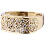 Diamant-RingGelbgold 585. 31 Brillanten, zusammen ca. 0.93 ct. Ringgrösse 54. 3.2 g.- - -20.00 %