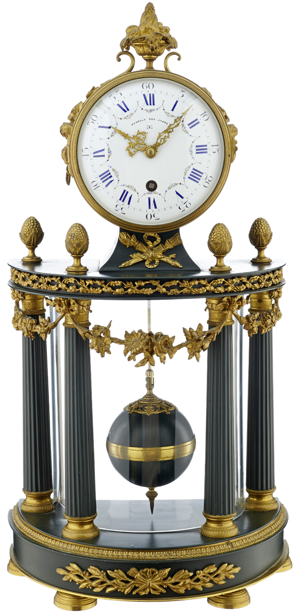 Pendule "400 Jours"Paris, um 1910. Claude Grivolas. Stil Louis XVI. Gehäuse aus grün patniertem