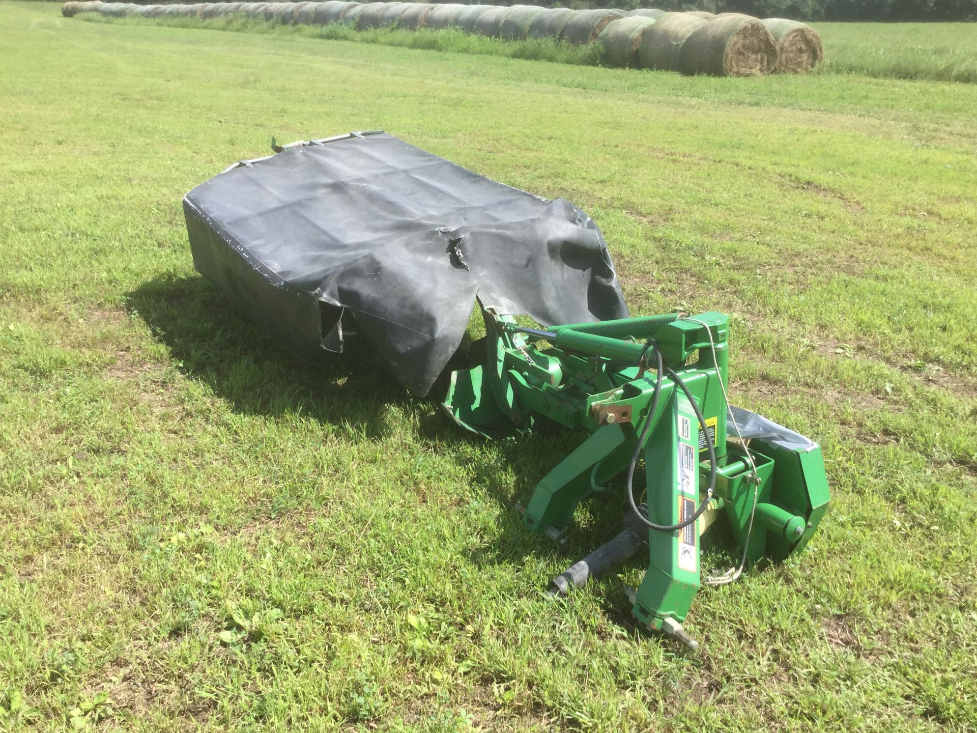 John Deere 265 mower