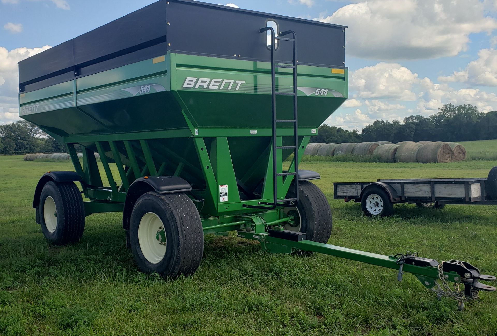 Brent 544 Wagon with Fenders