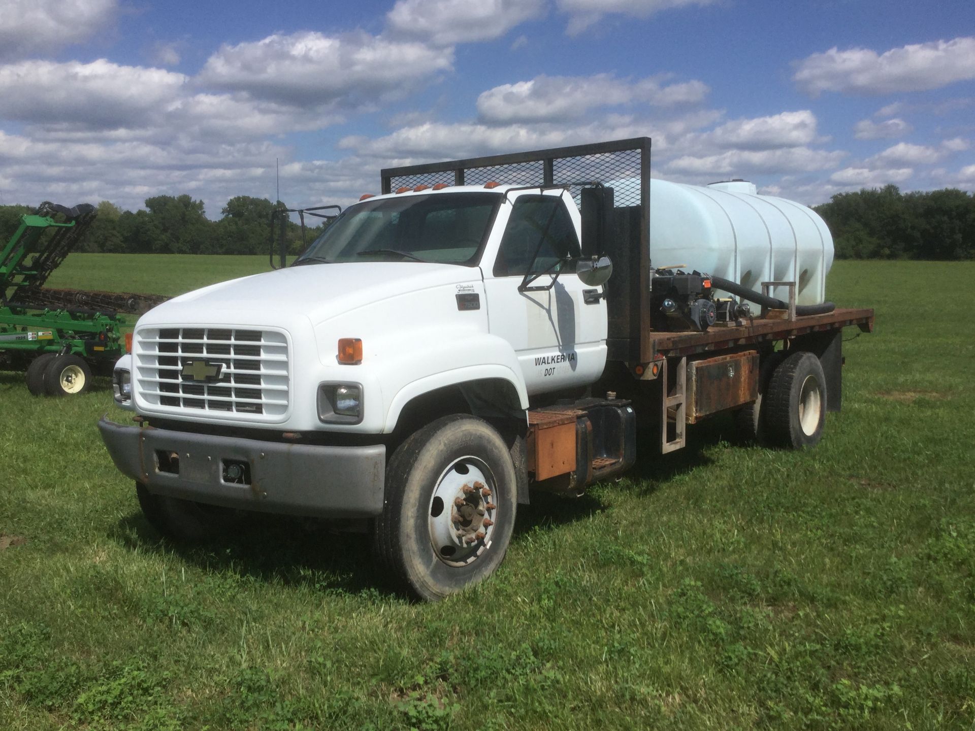 Chevy C7500 truck