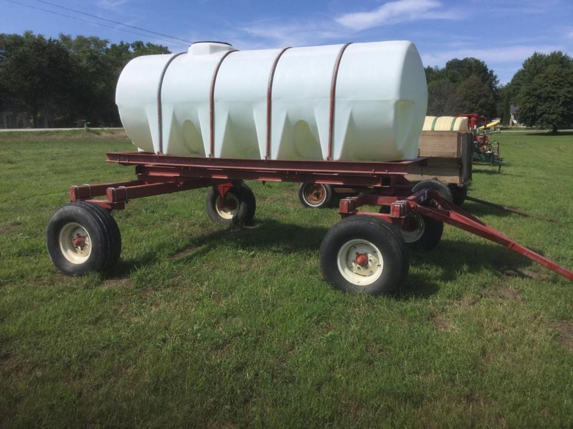 1200 gallon tank on gear