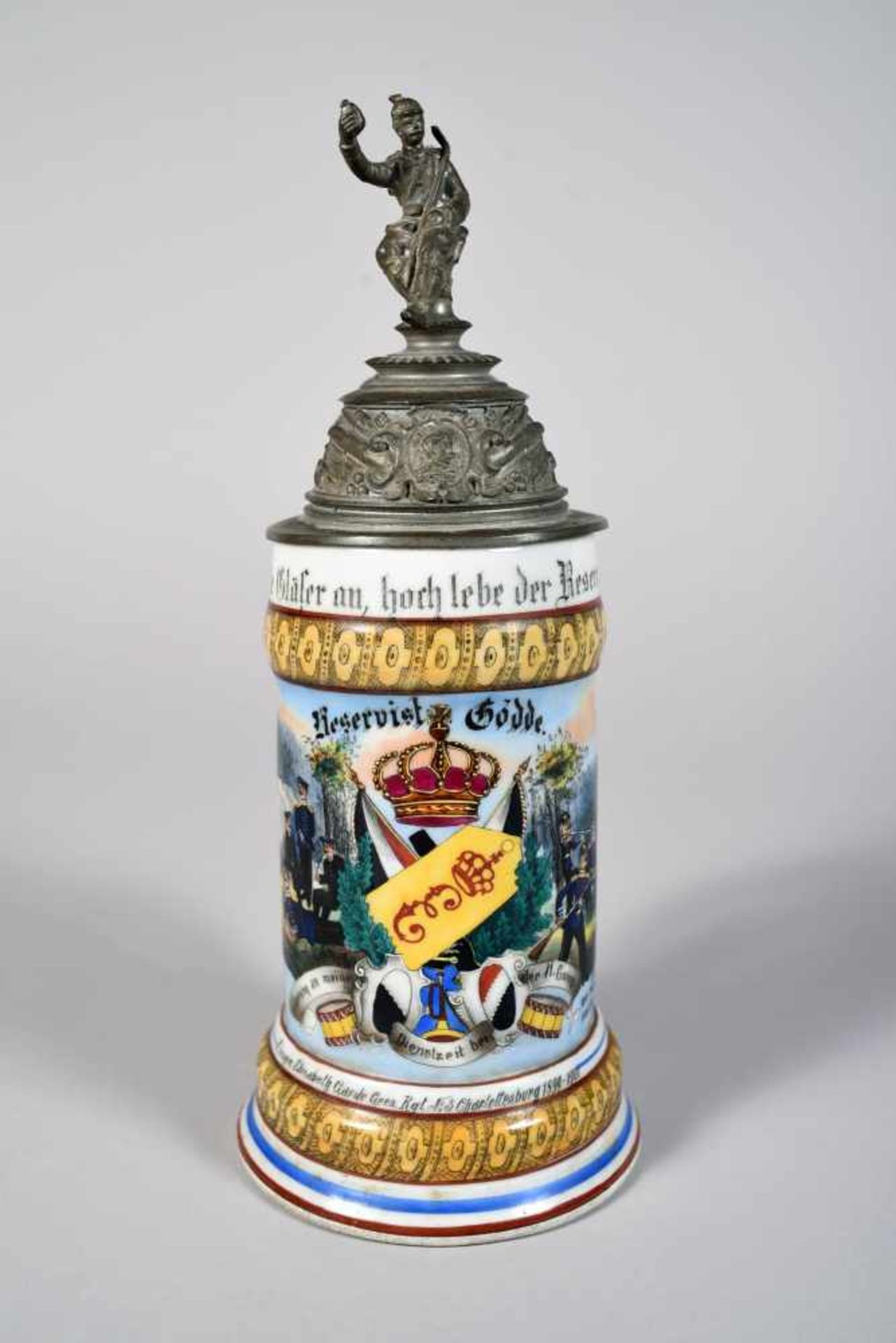 Chope en porcelaine du 3ème régiment de grenadier de la Garde Kônigin Elisabeth au nom du réserviste - Bild 2 aus 4