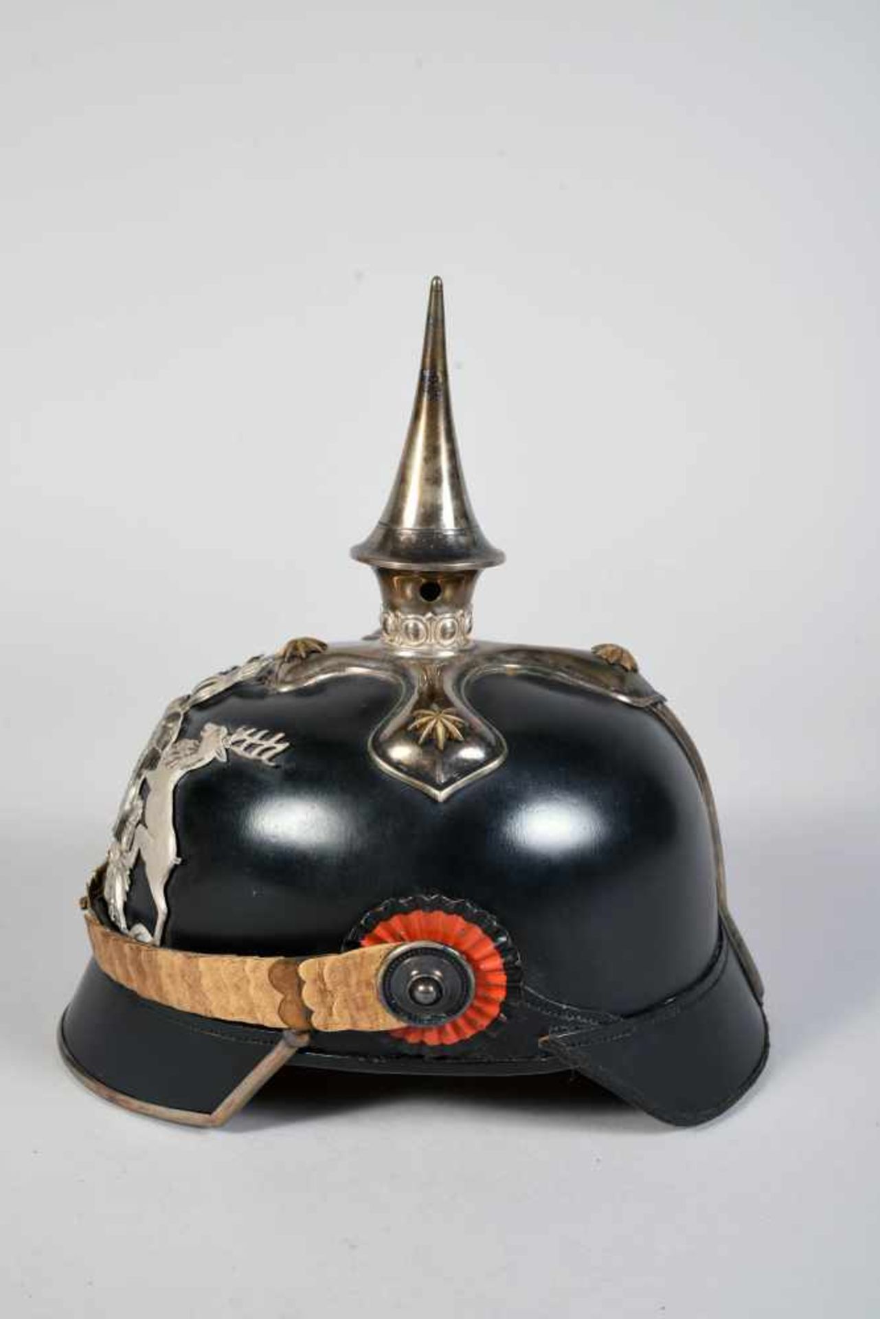 Casque à pointe d’officier du 119° ou du 123° régiment, très belle bombe en fibre, recouvert de - Bild 2 aus 4