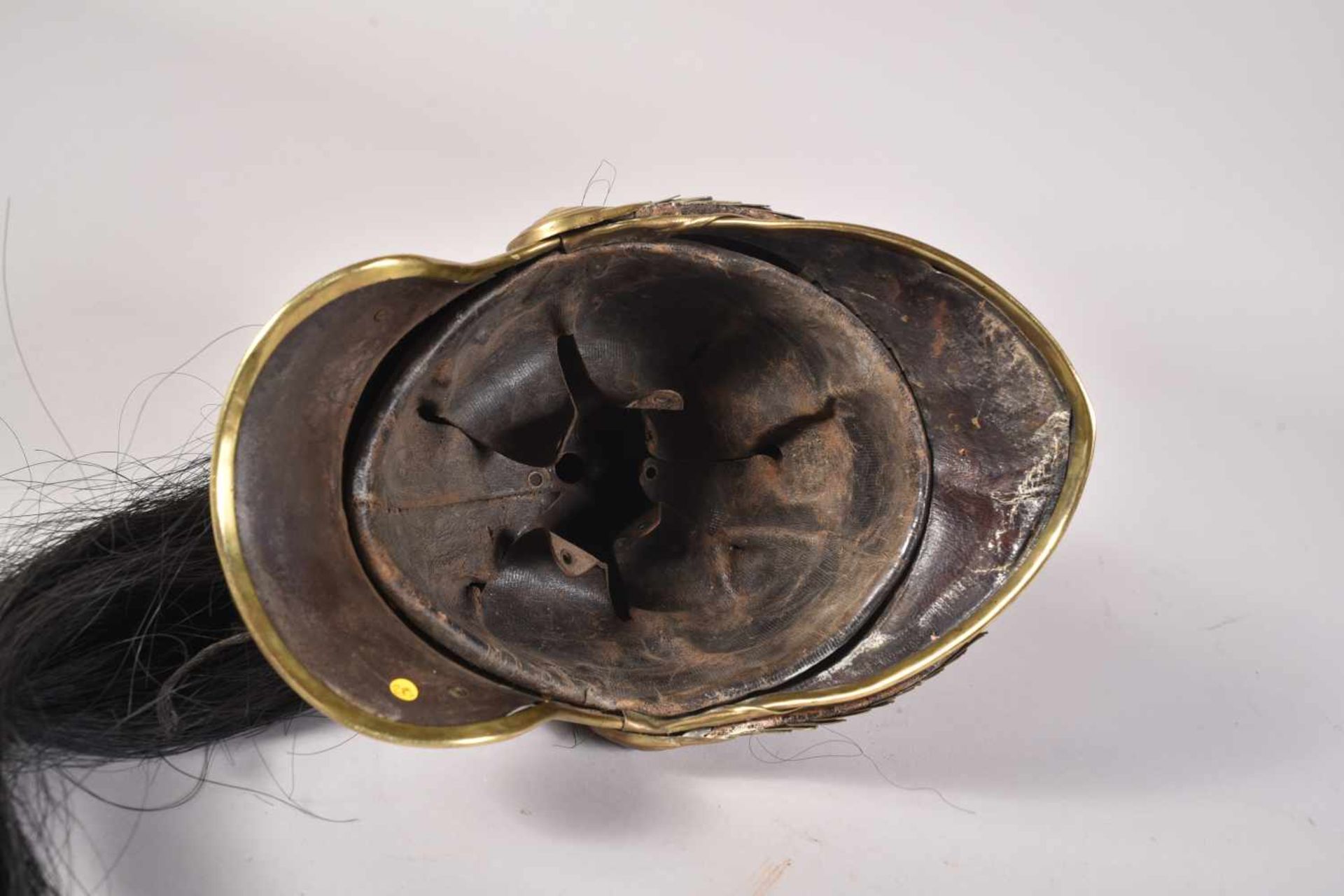 Casque mod 1872 de dragon, bombe en acier, garnitures et jugulaires à écailles en laiton, crinière - Bild 4 aus 4
